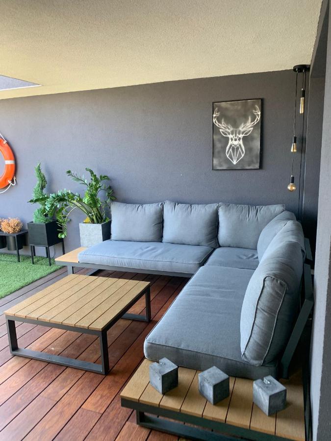 우치 Two-Levels Penthouse With A Garden In The City Center 아파트 외부 사진