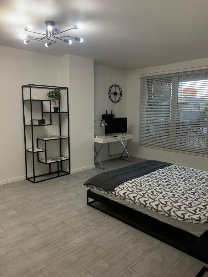 우치 Two-Levels Penthouse With A Garden In The City Center 아파트 외부 사진